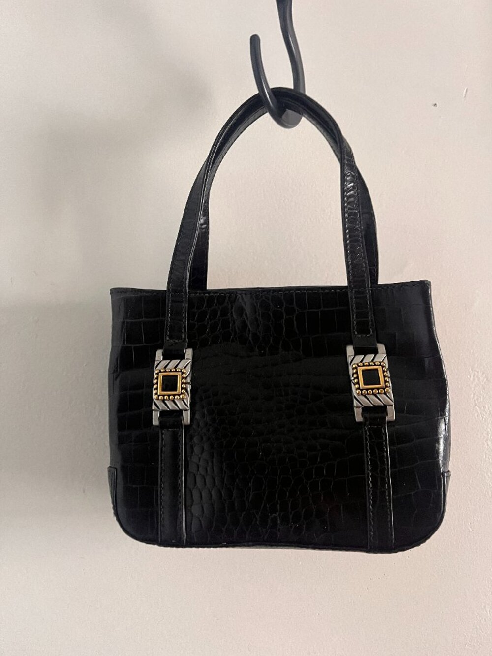Vintage Vicenza Black Embossed Alligator Leather Handbag c1990s